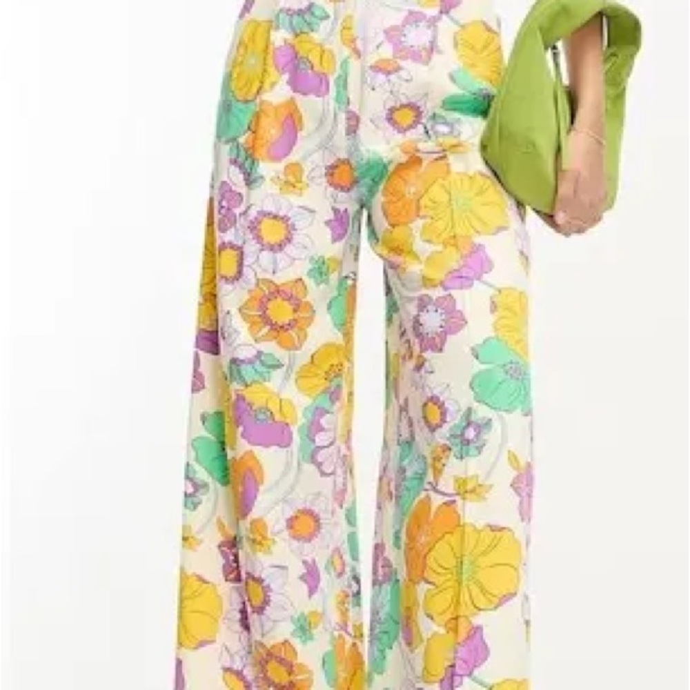 ASOS - Picture 3 of 5